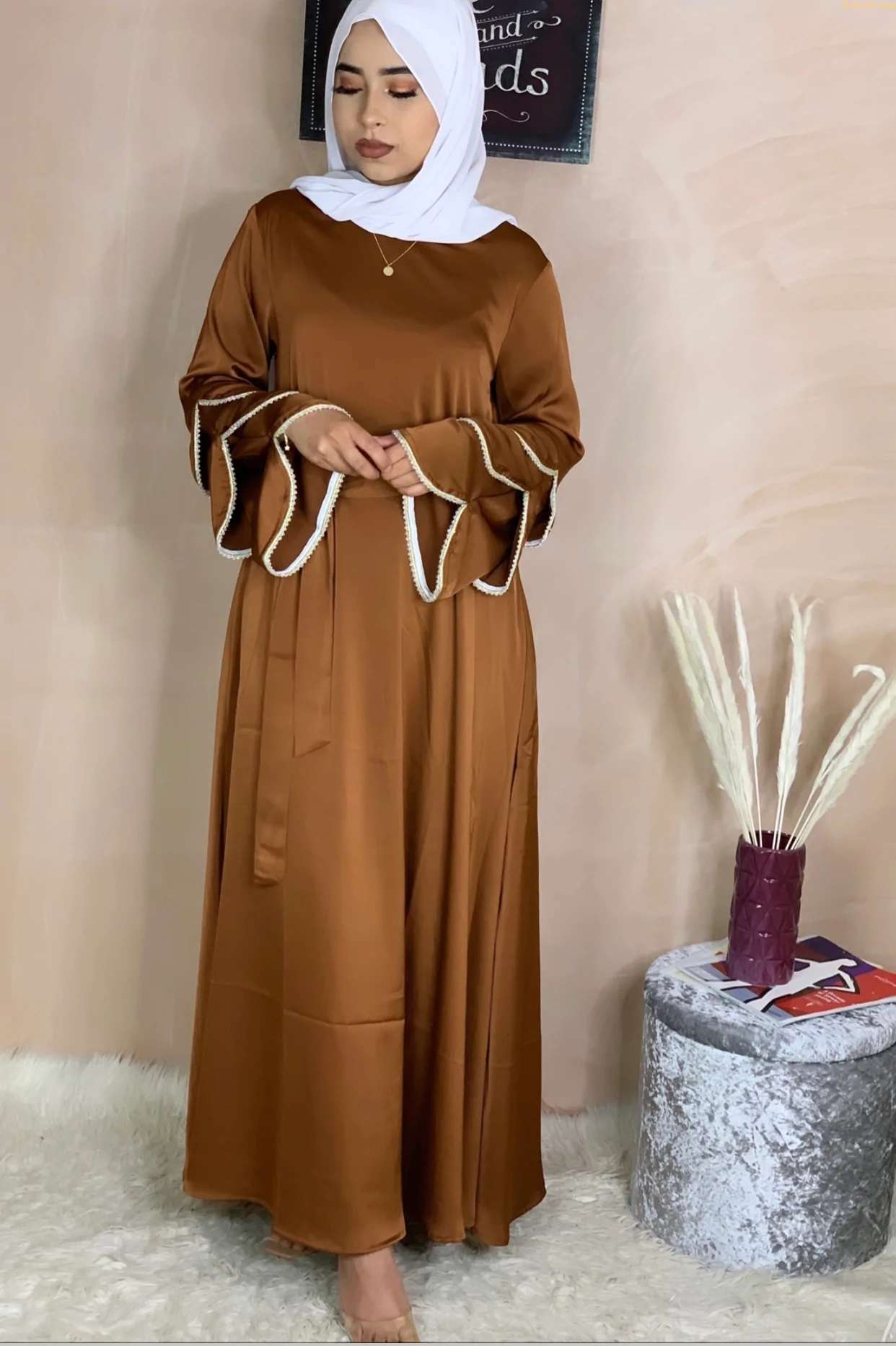 Delja Luxury Abaya