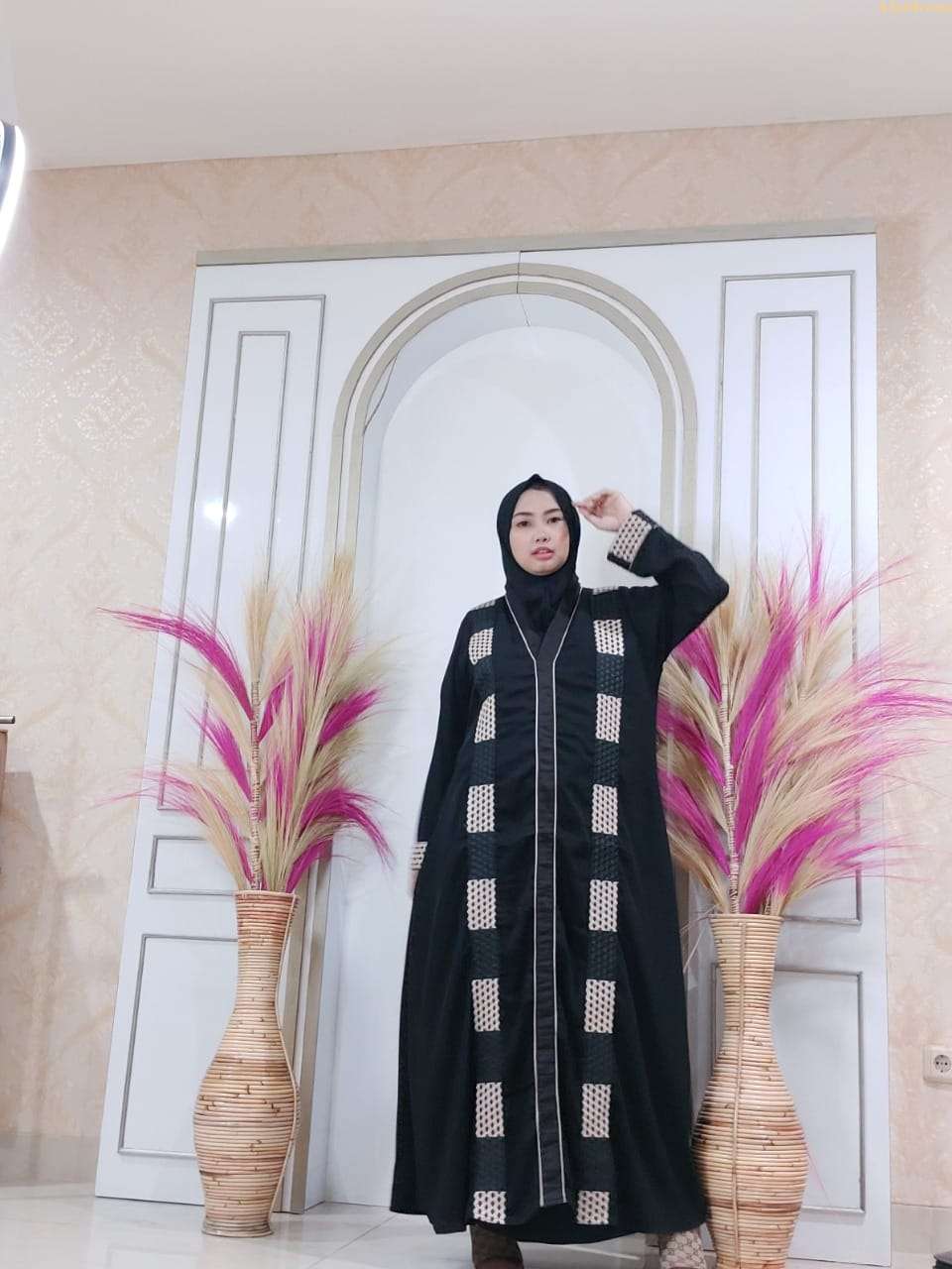 Rose Corliss Luxury Abaya