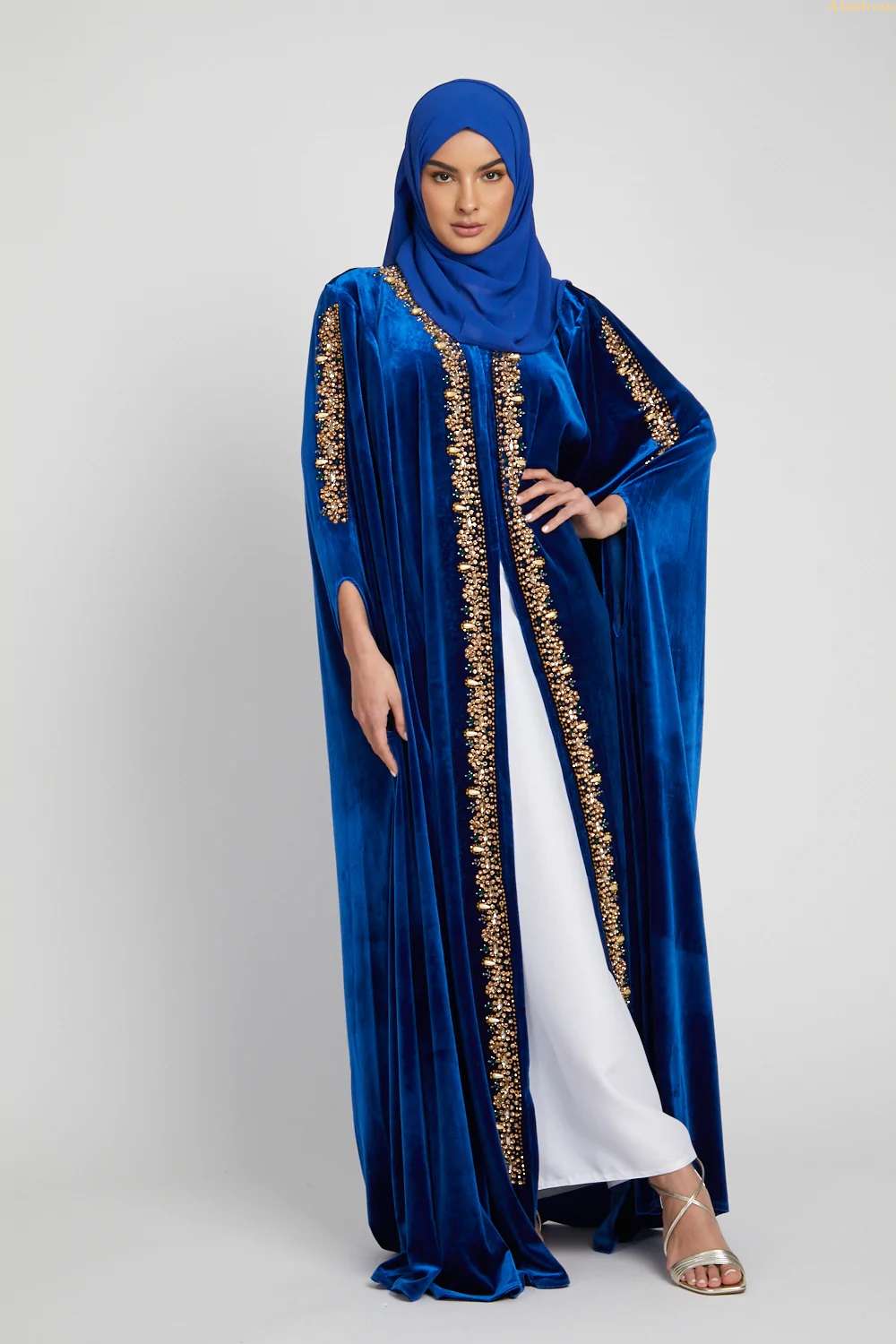 Sapphire Emirate Sultana